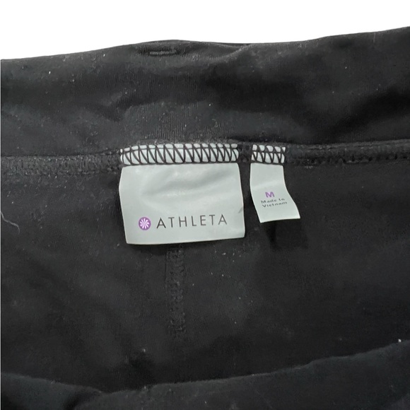 Athleta 2 in 1 black leggings with overskirt that had a denim appeal. Size M - Picture 5 of 5